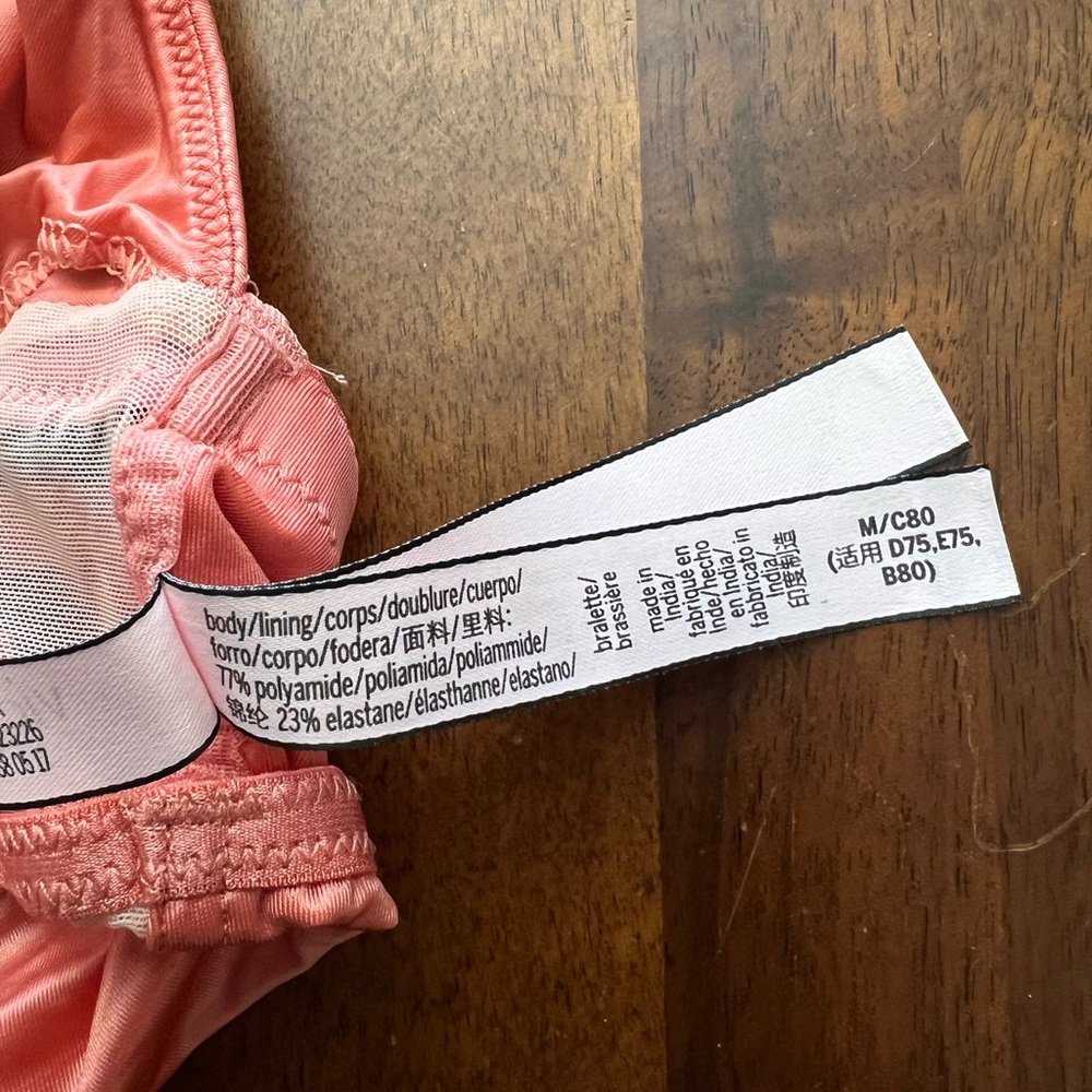 Victoria Secret Purple/Pink Bralette Set Size Medium NWT - Picture 16 of 16
